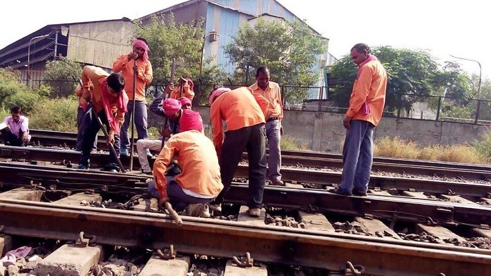 Mega Block On Sunday February 26 Mumbai Local Train Services To Be