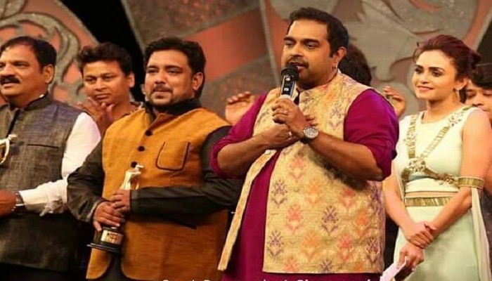 संगीतकार शंकर महादेवन आणि त्यांची टीम यंदा पुरस्काराचे मानकरी ठरले.
