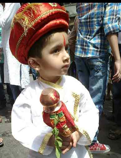 हिंदू नववर्षानिमित्त गिरगावमध्ये निघालेली शोभायात्रा