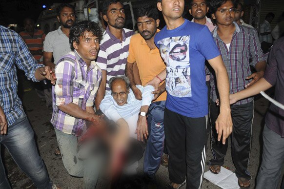 हैदराबादमध्ये बॉम्बस्फोट, ११ ठार ५० जखमी