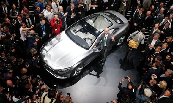 मर्सिडीजची नवीन  Mercedes S-Class
