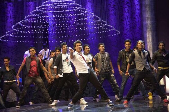 'क्रिश ३' मधील 'रघुपती राघव' गाण्यावर हृतिक रोशनने केला डान्स