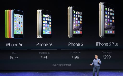  दोन्ही फोन आतापर्यंतच्या आयफोन्समध्ये आकाराने मोठे असले, तरी आणखी चपटे आहेत.

