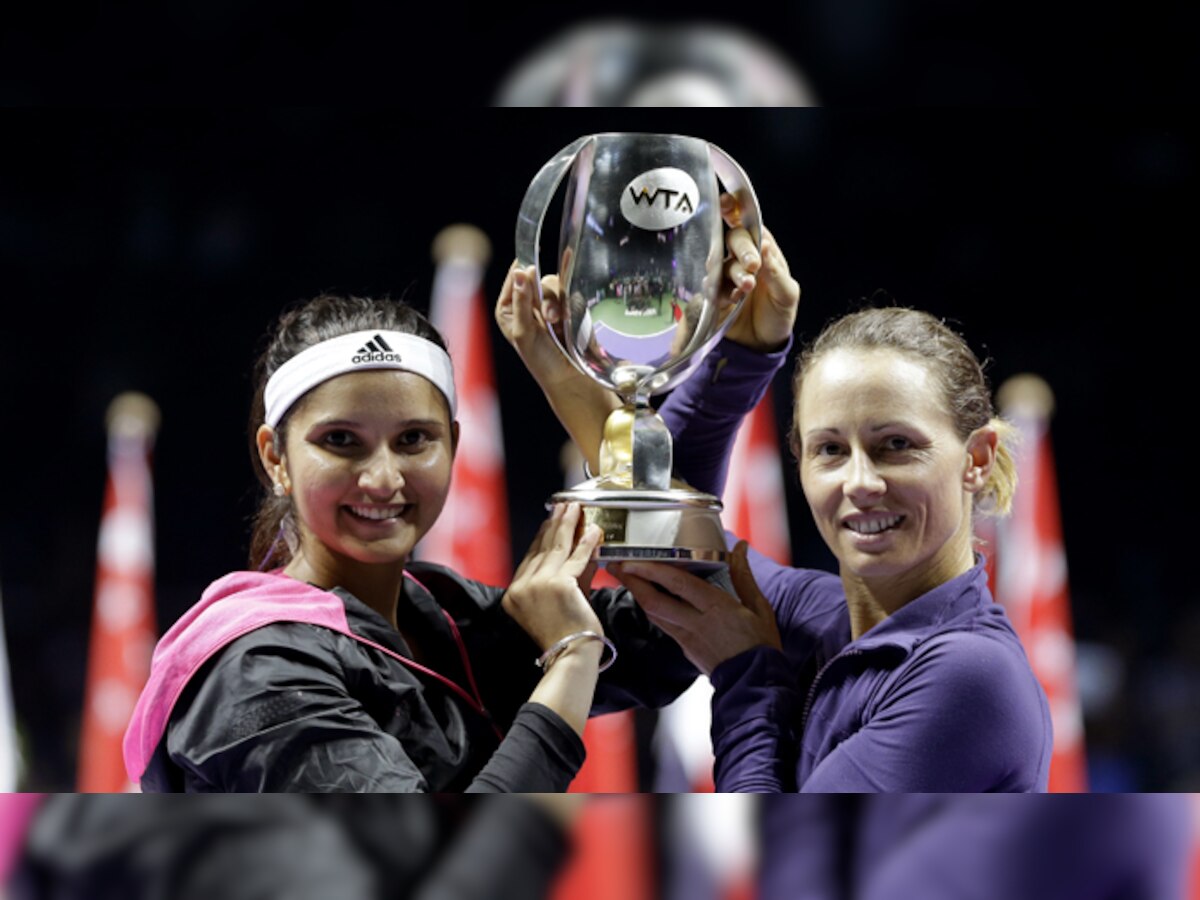 सानिया मिर्झा - कॅरा ब्लॅकनं जिंकली WTA डबल्स चॅम्पियनशीप title=