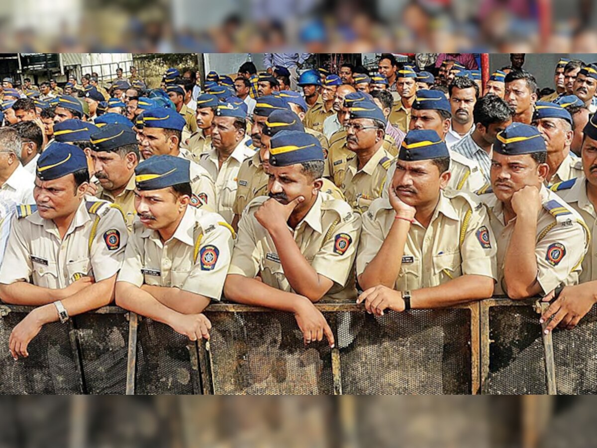नोकरी : व्हा महाराष्ट्र पोलीस दलात सहभागी! title=