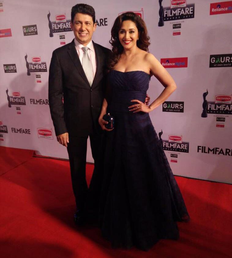 Dr. Shriram Nene फिल्मफेअर अॅवॉर्ड्स २०१५ @filmfare -twitter
