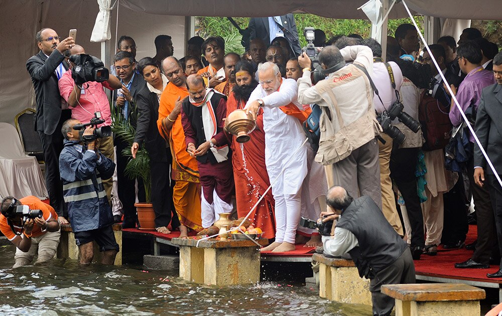 पंतप्रधान मोदी मॉरिशसमध्ये!
