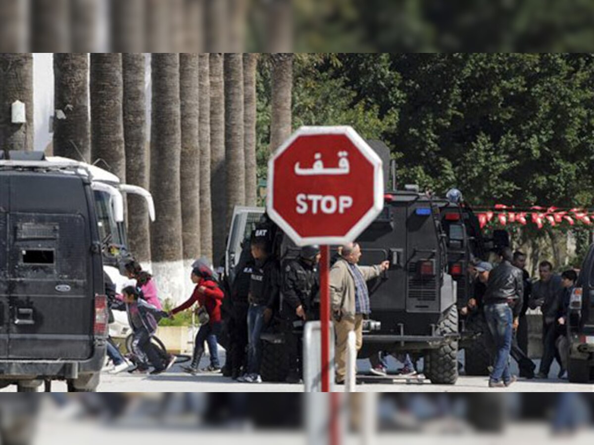 ट्युनिशियात संग्रहालयावर दहशतवादी हल्ला, 22 ठार title=