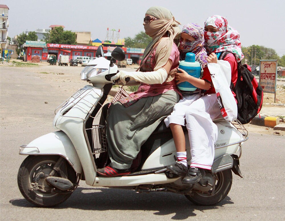 देशभरात उष्णतेची लाट, सूर्य ओकतोय आग!
