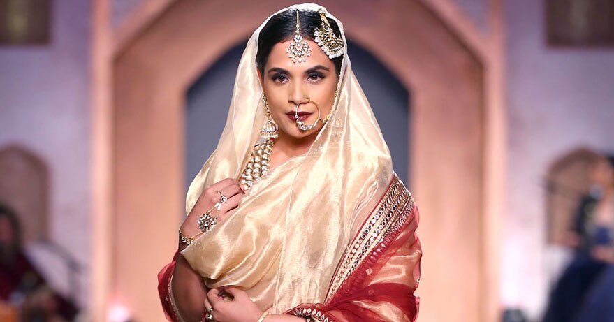 @RichaChadha #ReynuTaandon's couture show at #AICW2015 -twitter@ELLEINDIA
