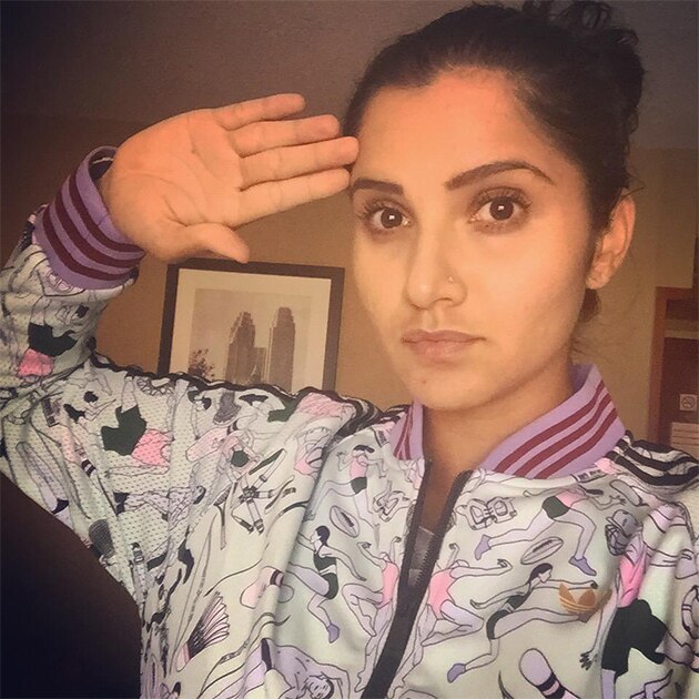 Thank you to the Indian Army for everything that they do and sacrifice for us so that we are safe.. #SaluteSelfie Twitter@MirzaSania
