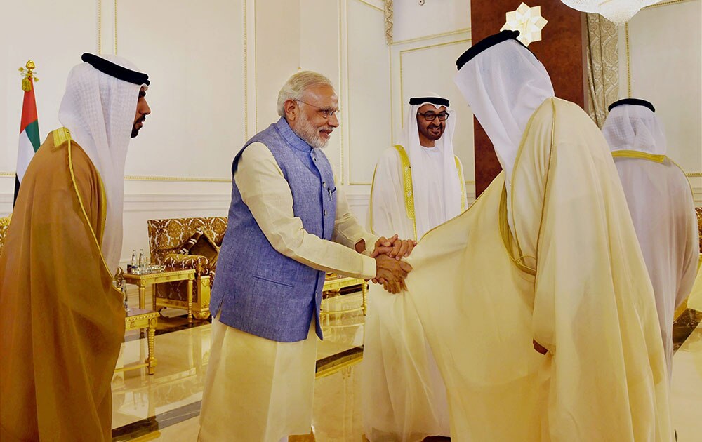 पंतप्रधान नरेंद्र मोदींचा संपूर्ण यूएई दौरा, पाहा फोटो- Abu Dhabi.
