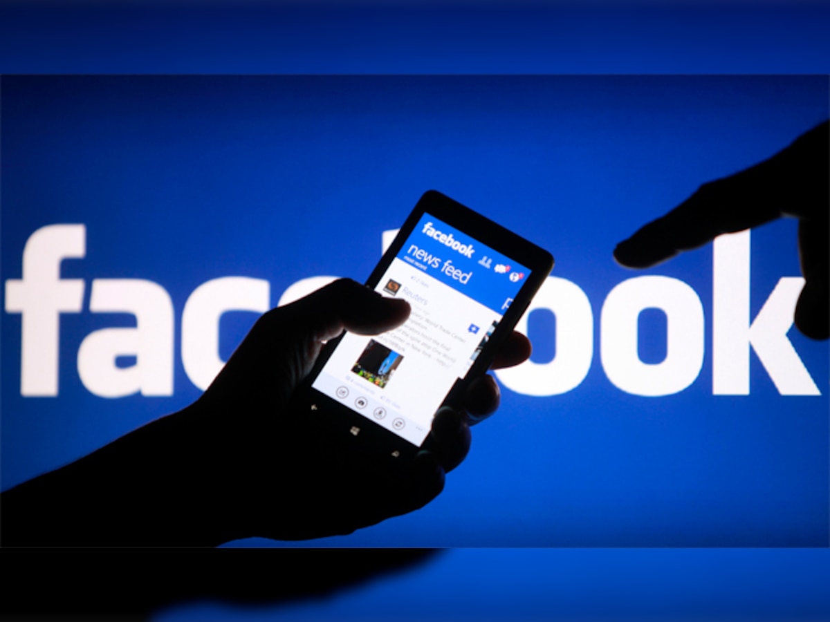 सोशल वेबसाईटचा दुरुपयोग, अटक करून पोलिसांनी 'फेसबुक'वर दिली माहिती title=