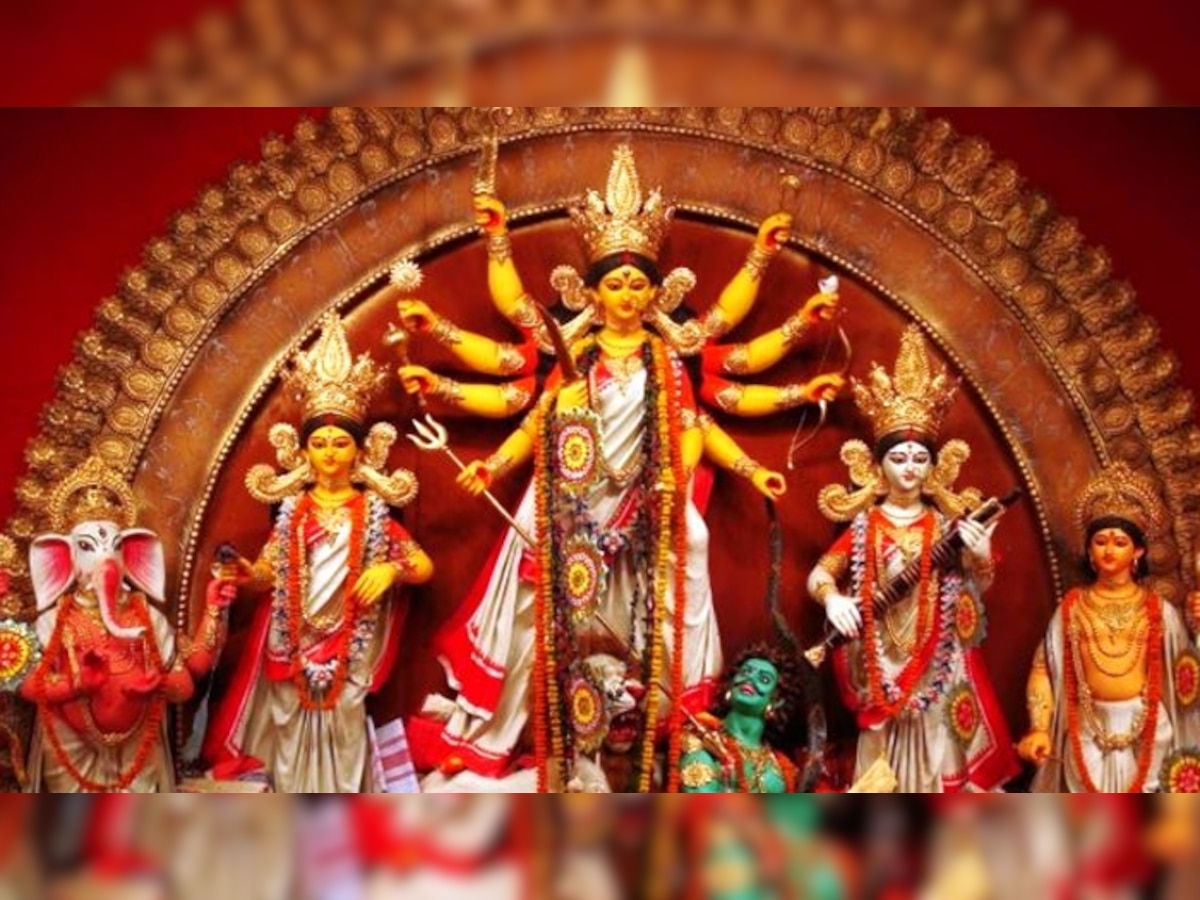व्हिडिओ: बंगालच्या मुख्यमंत्री ममता बॅनर्जींनी लिहिलं देवीचं गाणं title=