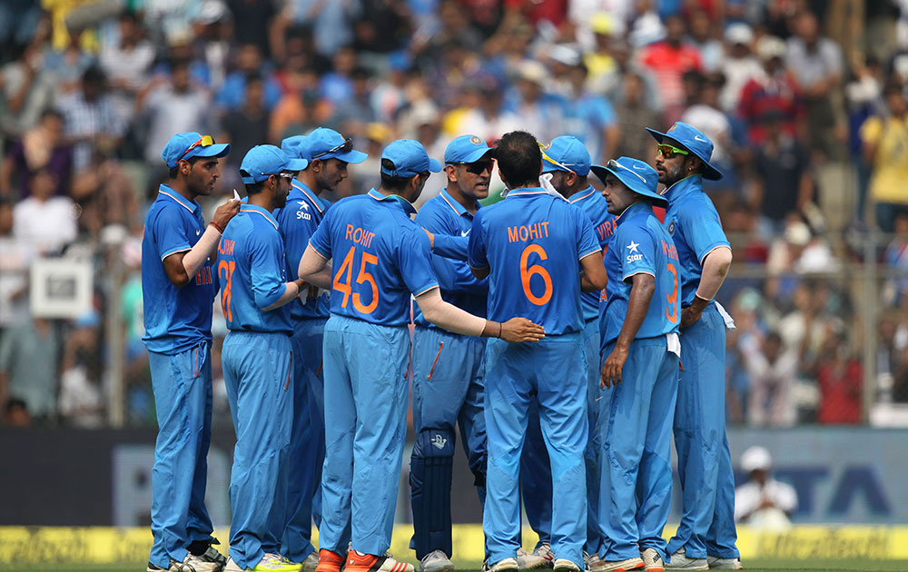 भारत वि. दक्षिण आफ्रिका पाचवी वनडे, पाहा क्षणचित्र
