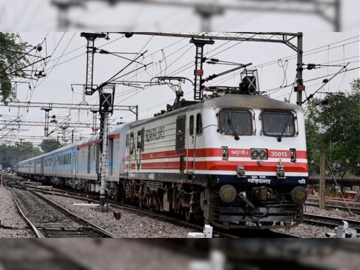 ११ अशा गोष्टी ज्या भारतीय रेल्वेबद्दल तुम्हांला माहित नाही title=