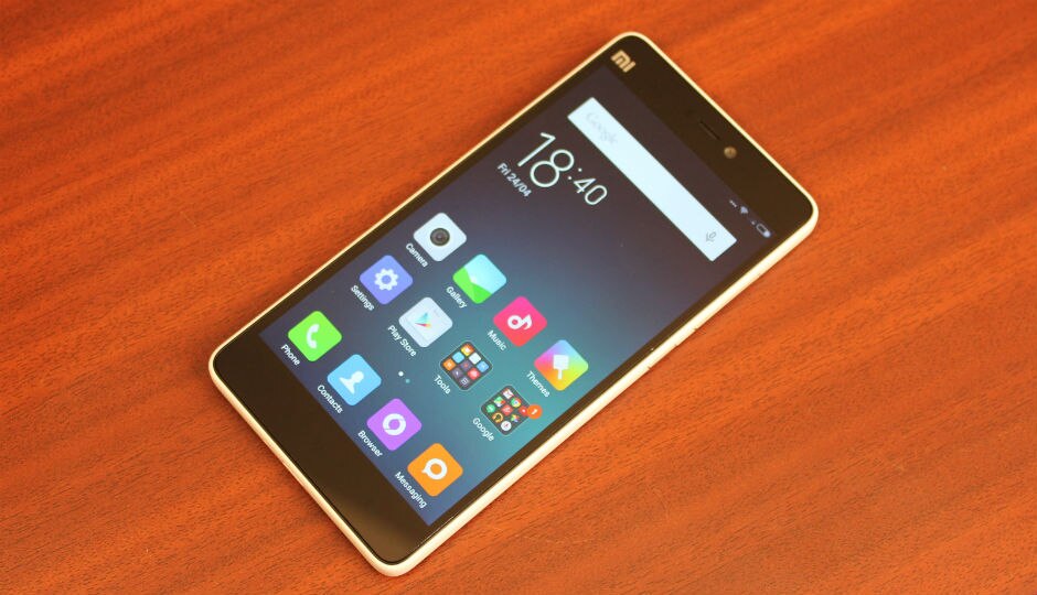 ३. शाओमी Mi4i 
शाओमी या चीनमधील कंपनीने हा फोन केवळ भारतीय बाजारपेठेत उतरवलाय. ५.० अँड्रॉईडवर चालणारा हा फोन सध्या १,००० रुपयांनी स्वस्त झालाय आणि तो १०,९९९ रुपयांना मिळतोय.
