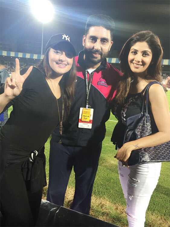 Not bad @juniorbachchan ,Well done 2 All against a super fit cricket team is as good as a win #CharityFootball Twitter‏@TheShilpaShetty