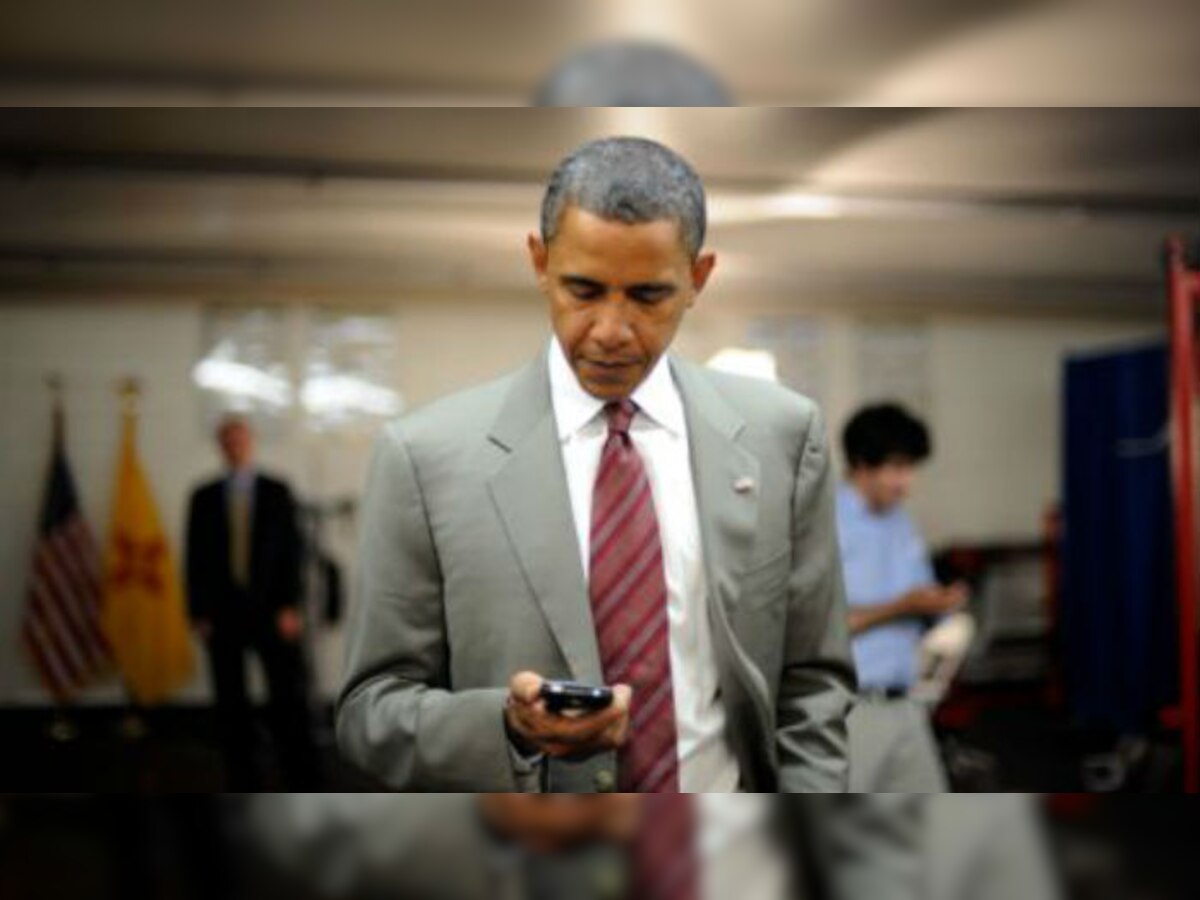 'ब्लॅकबेरी' जाणार, ओबामांच्या हातात येणार हा नवीन स्मार्टफोन! title=