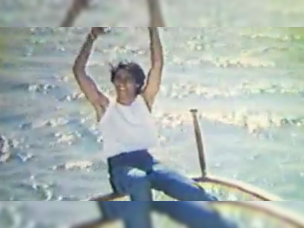 VIDEO : १५ वर्षांच्या सलमानची पहिली-वहिली जाहिरात! title=