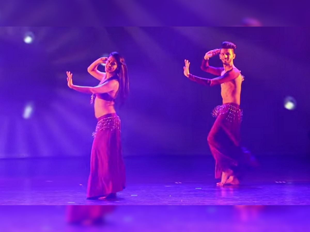 VIDEO : 'डीडीएलजे'च्या गाण्यावर 'कपल बेली डान्स' title=