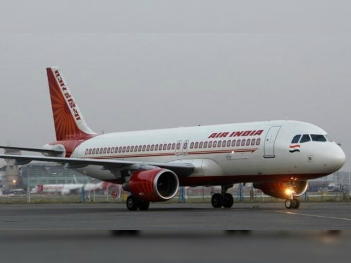 'एअर इंडिया'त विमान कर्मचाऱ्यांची नोकर भरती! title=