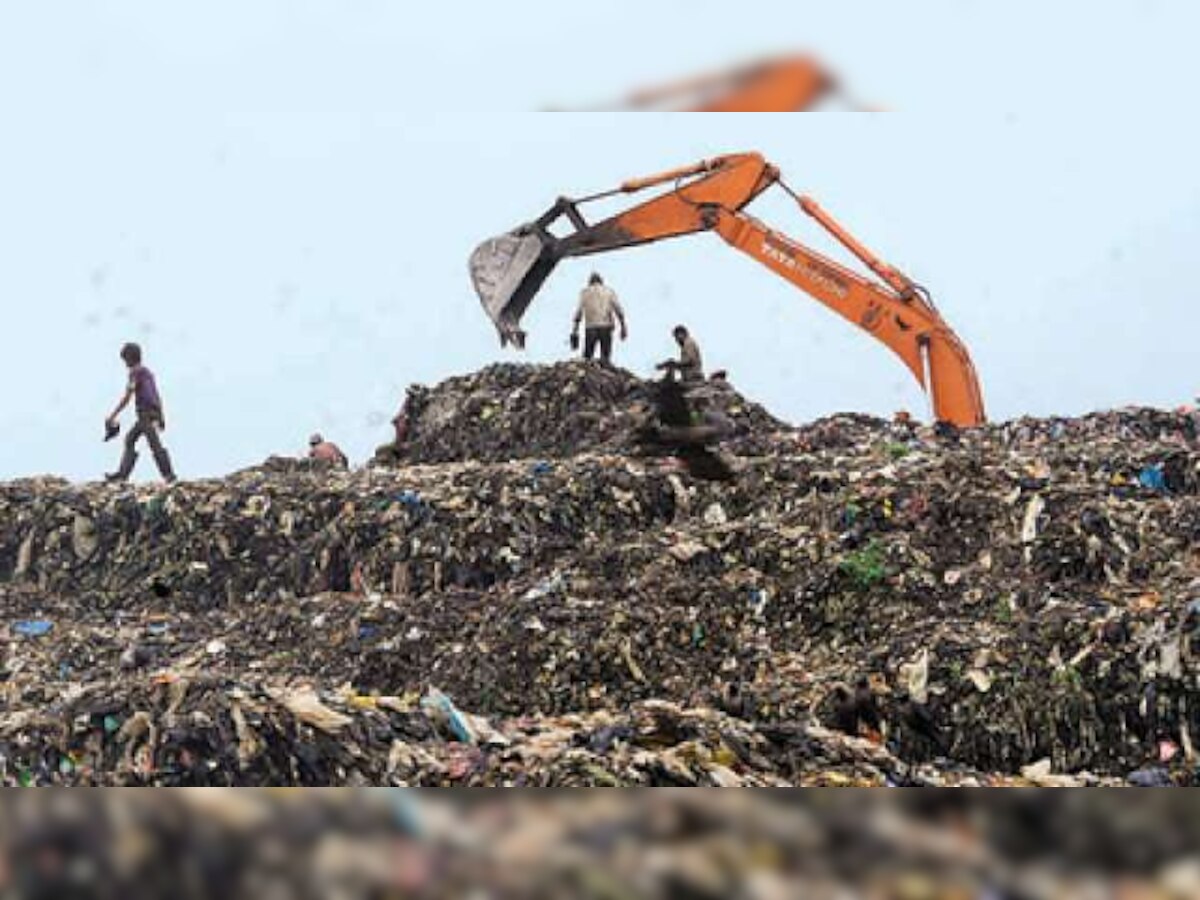 डोंबिवलीत कचऱ्याच्या ढिगाने मिळतेय आजाराला निमंत्रण title=