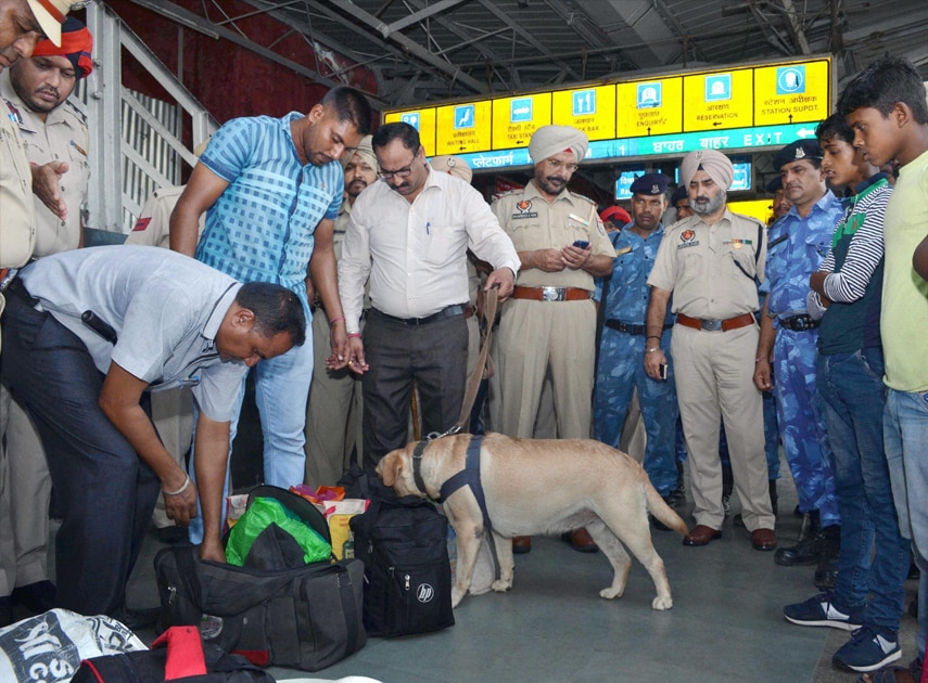 Security check on the eve of Independence day