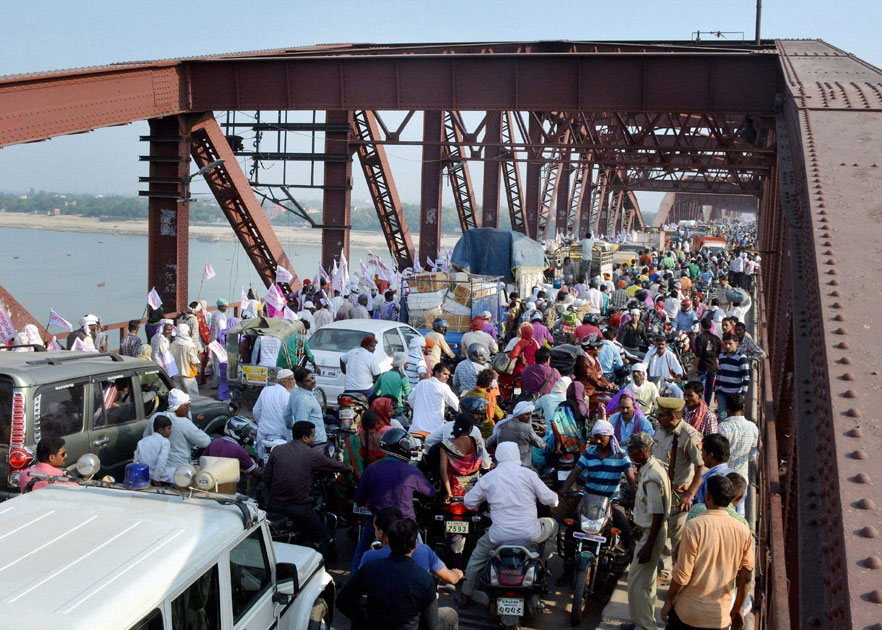 Stampede during Baba Jai Gurudev`s sabha in Varanasi