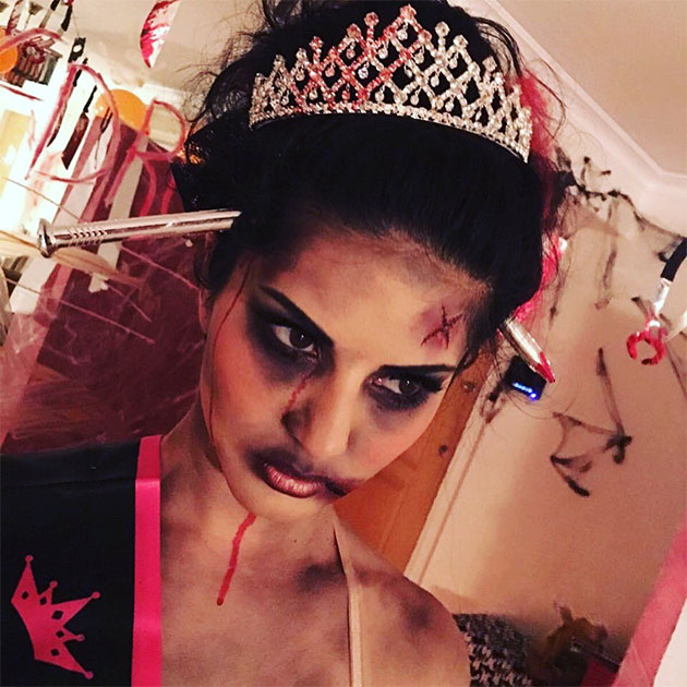 Happy Halloween!!  - Twitter@SunnyLeone