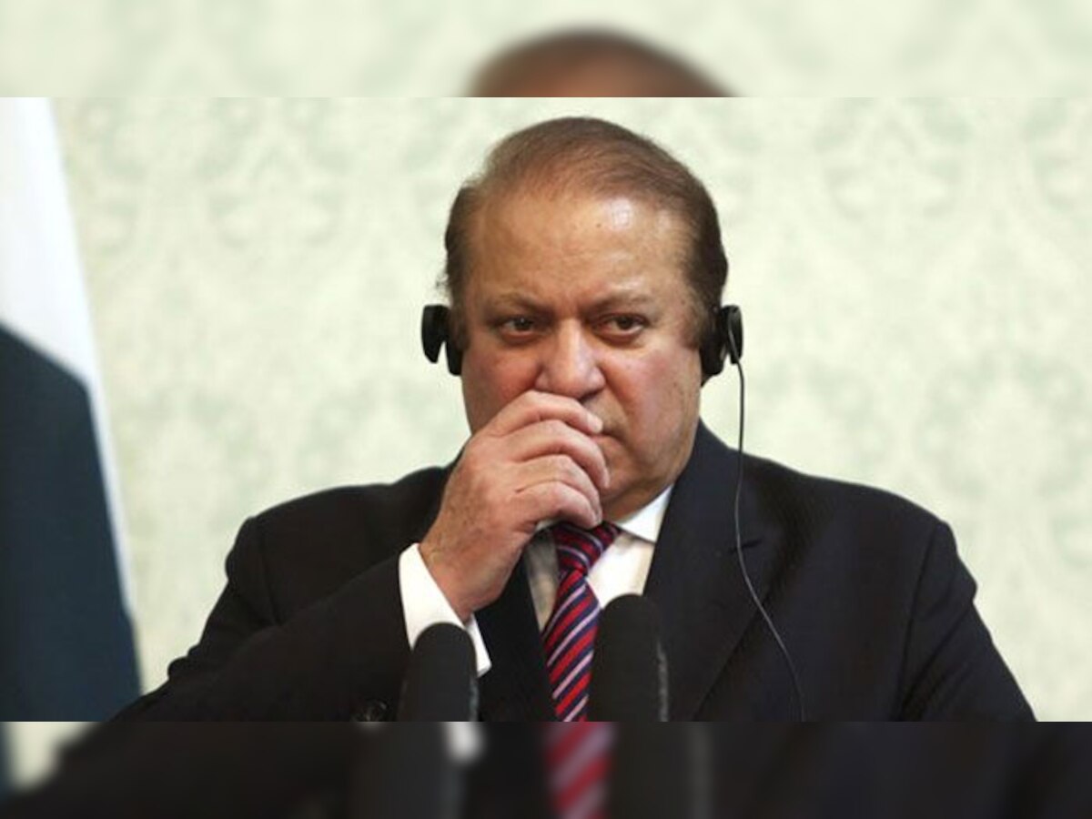पाकिस्तान पंतप्रधान नवाज शरिफांच्या हेलिकॉप्टरचे इमर्जन्सी लँडिंग  title=
