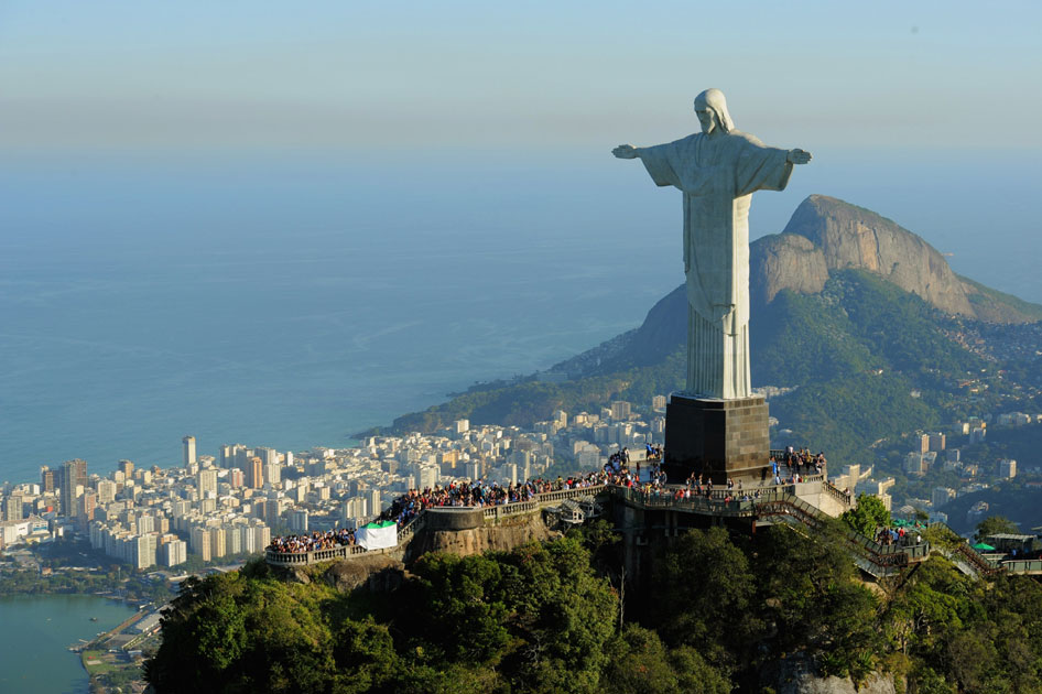 Cristo Redentor Statue