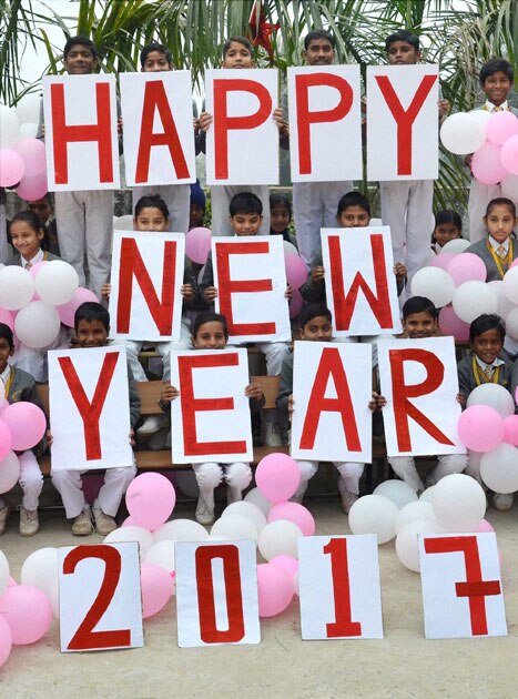 School children celebrate New Year