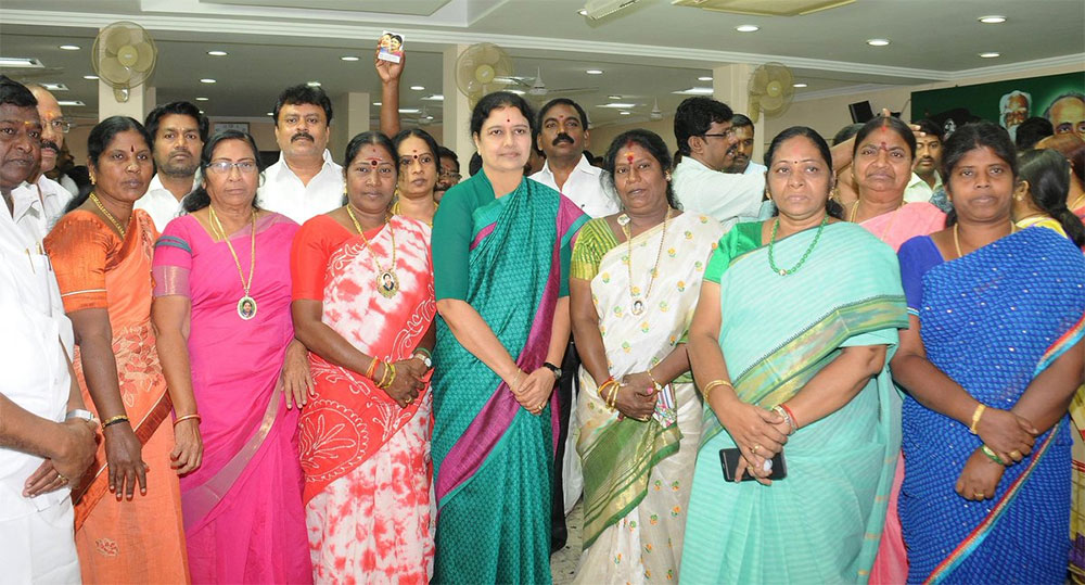 Twitter-AIADMKOfficial