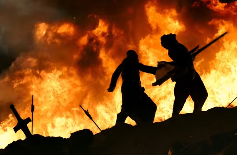 MOVIE STILLS FROM BAAHUBALI 2