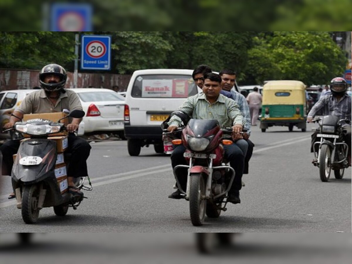 दुचाकी वाहनांच्या विक्रीत भारताने चीनला टाकले मागे title=