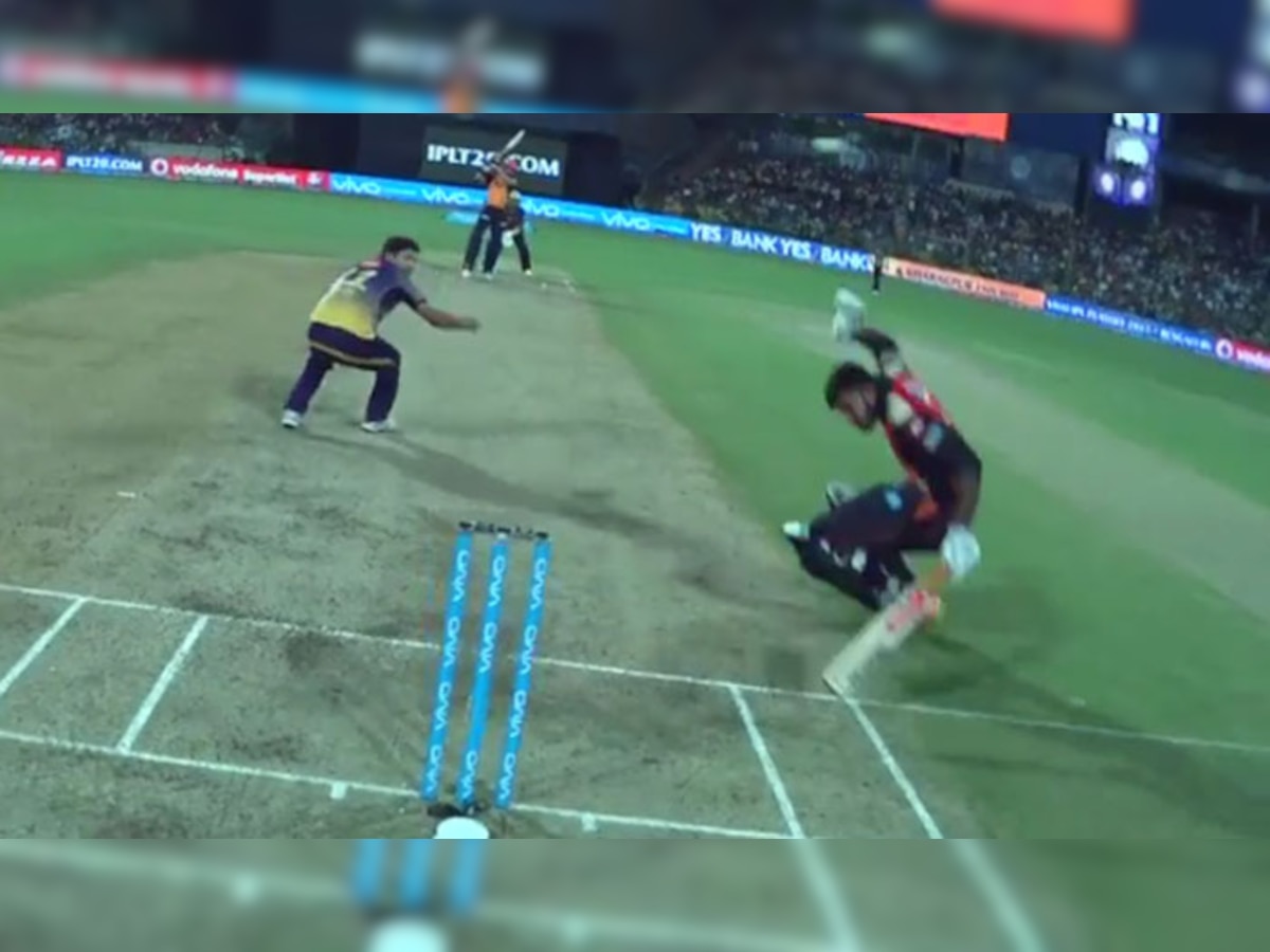 IPL 2017 :  युवराजचा डेडली शॉट... थोडक्यात बचावला विजय शंकर WATCH VIDEO title=