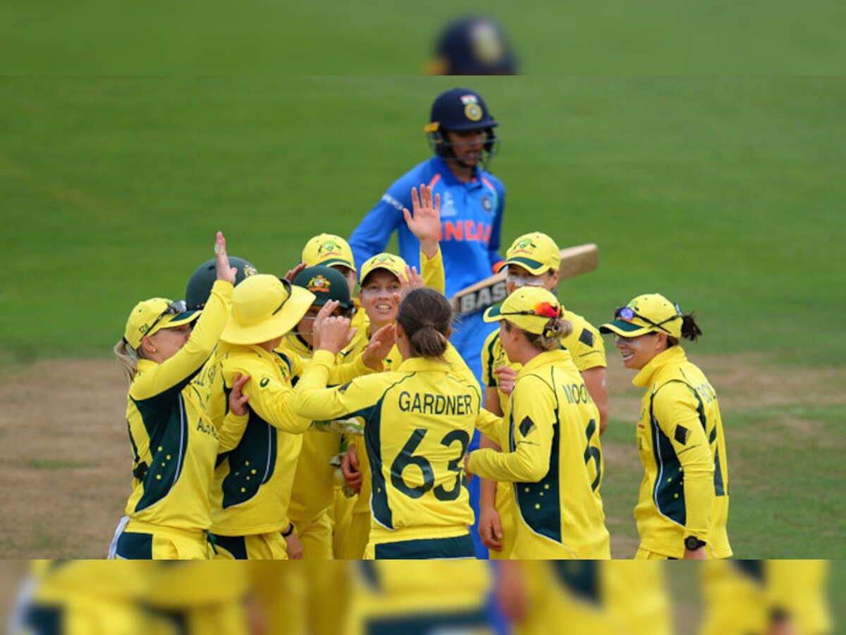 भारत वि ऑस्ट्रेलिया : पावसामुळे सामन्यात व्यत्यय title=