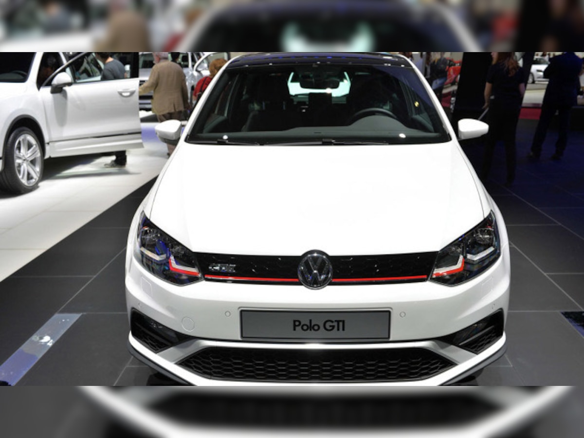 Volkswagenने  या गाडीची किंमत ६ लाख रुपयांनी केली कमी title=