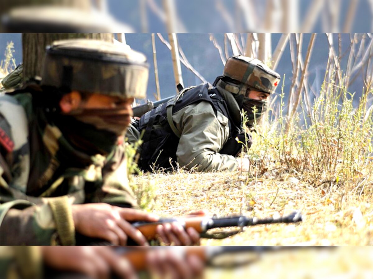 जम्मू-काश्मीर : घुसखोरीच्या प्रयत्नात असलेल्या ५ दहशतवाद्यांचा खात्मा title=