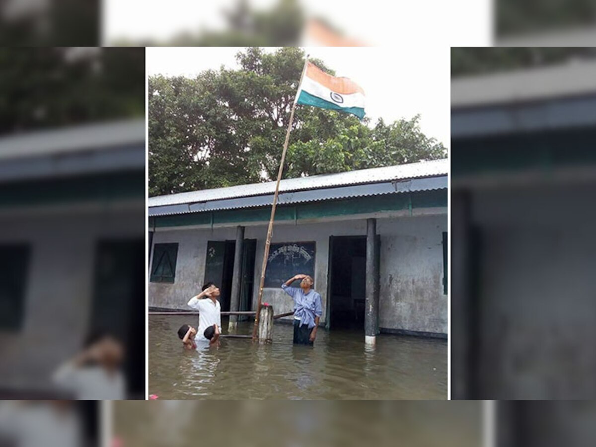 पुरात तिरंग्याला अनोखी 'सलामी' होतेय व्हायरल  title=