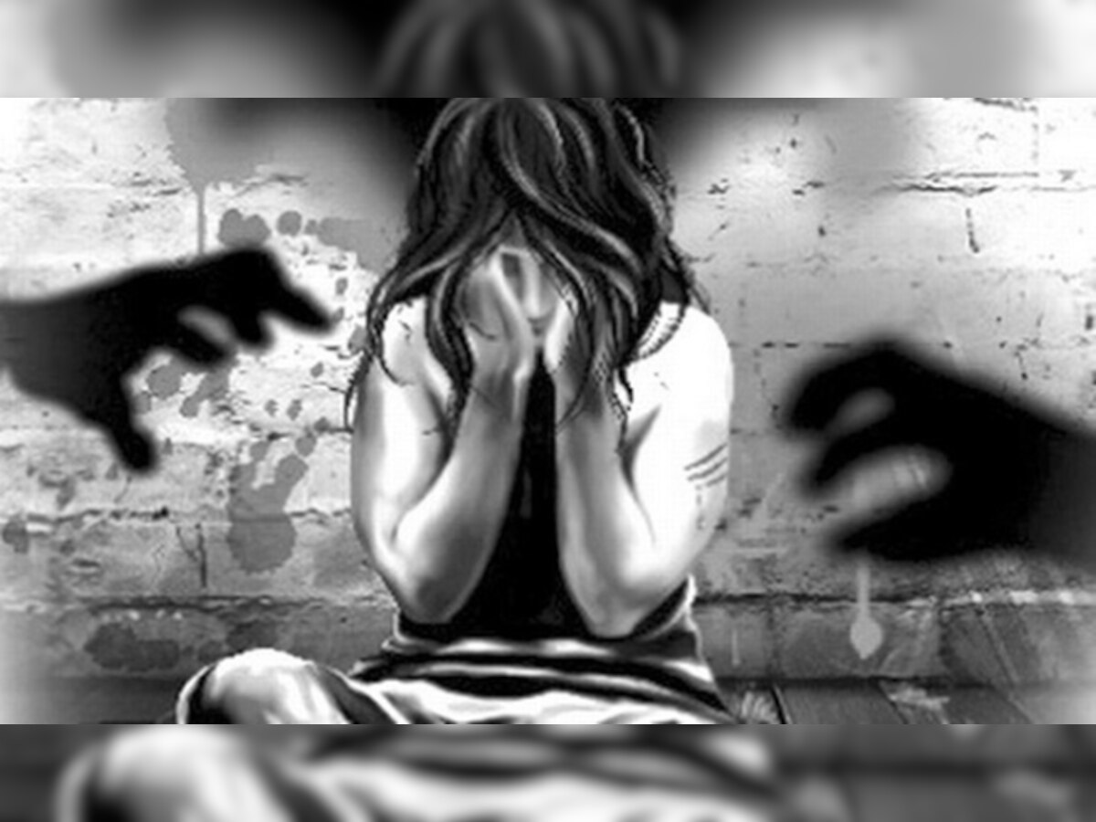राजस्थानमध्ये महिलेवर केला २३ जणांनी बलात्कार...  title=