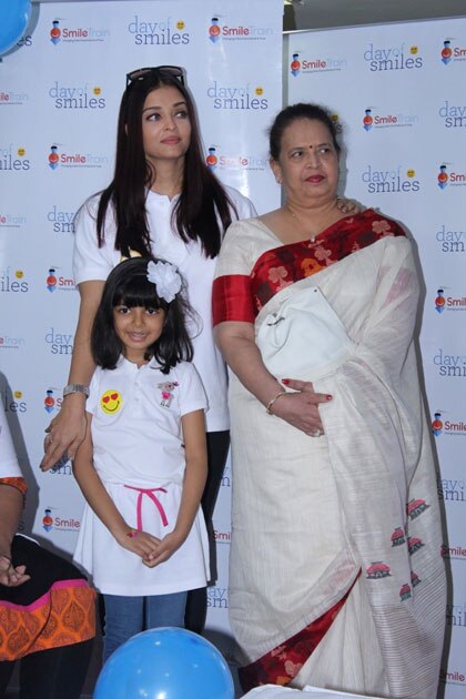 9Actress Aishwarya Rai Bachchan along with her mother Brindya Rai and daughter Aaradhya Bachchan celebrates her father Krishnaraj Rai`s birth anniversary at Shushrusha Hospital, in Mumbai.