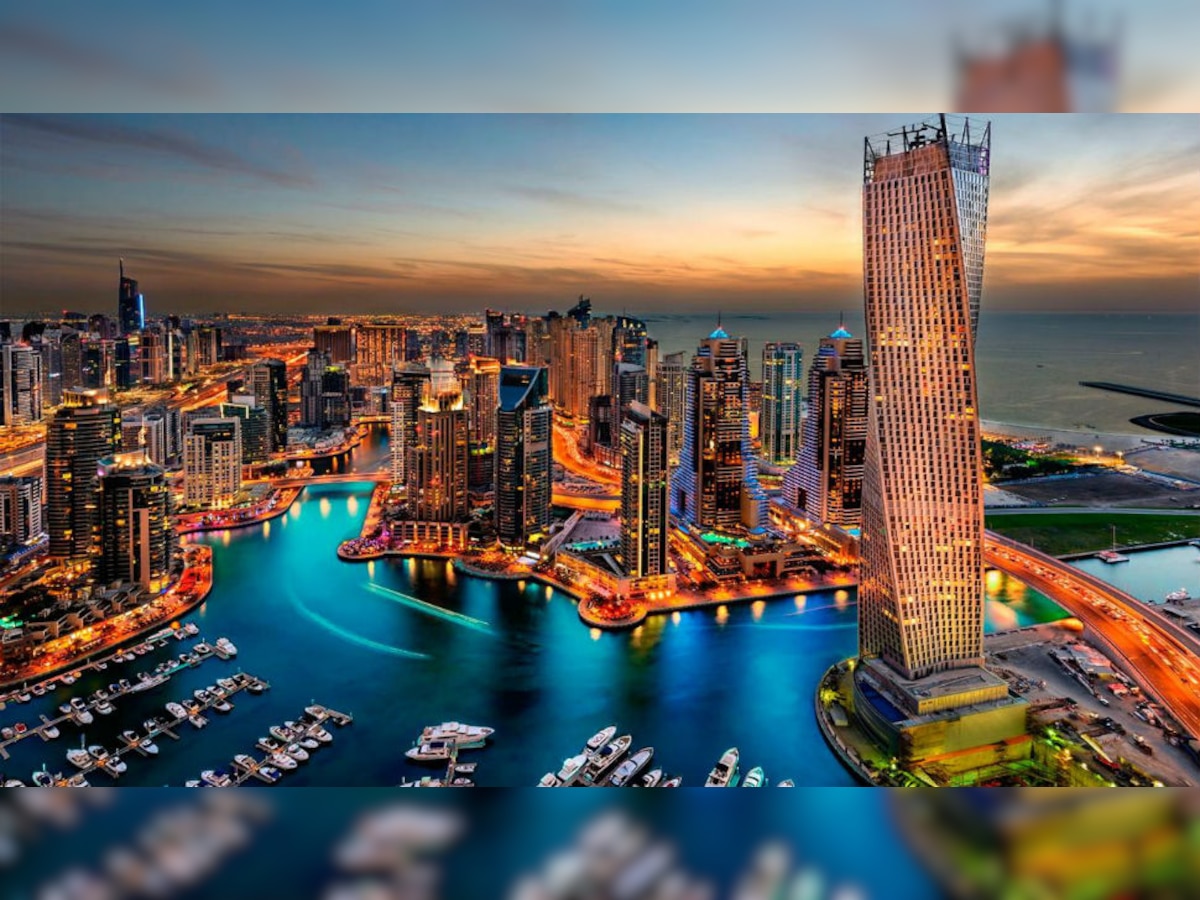दुबईचे आश्चर्यचकीत करणारे फॅक्ट्स, तुम्हाला माहित आहेत का दुबईच्या या गोष्टी ? title=