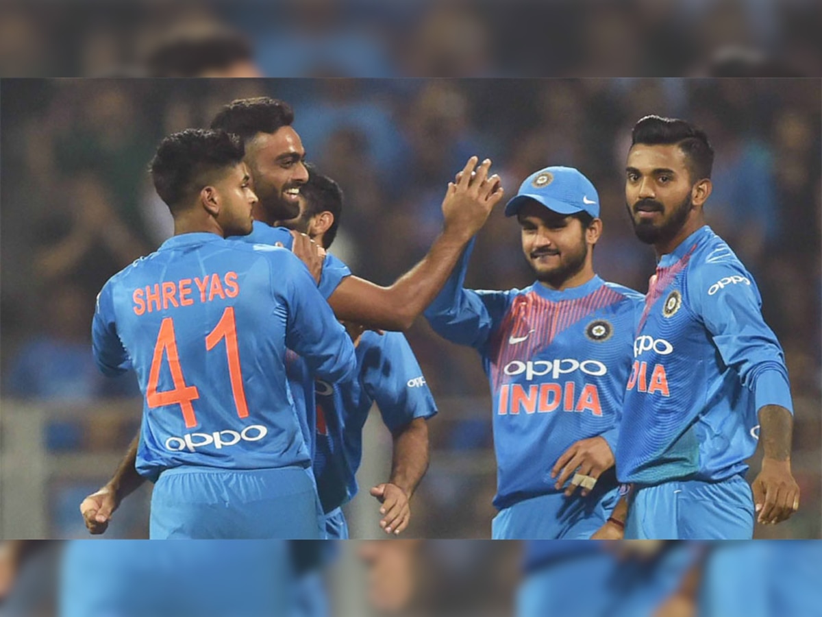 तिसरी टी-20 : भारताला विजयासाठी एवढ्या रन्सची आवश्यकता  title=