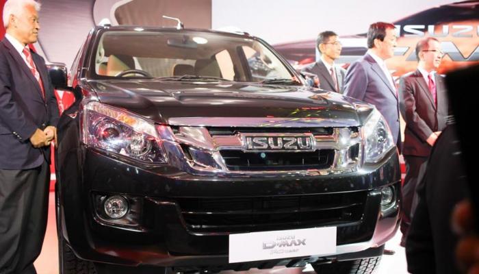 Isuzu Launches 2018 D-Max V-Cross In India