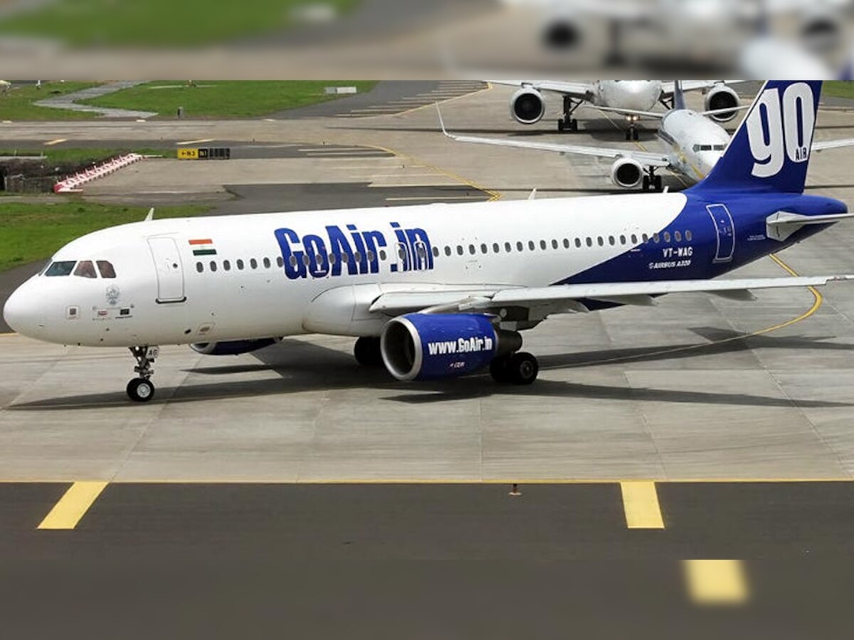 GoAir ची 'प्रजासत्ताक स्पेशल' ऑफर... केवळ ७२६ रुपयांत विमानप्रवास title=