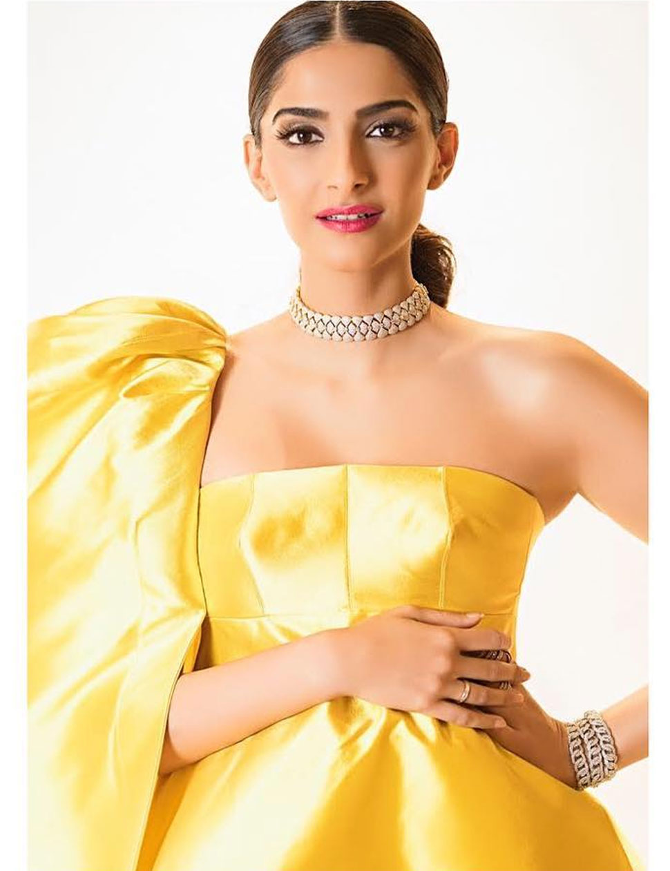 HT most stylish Award 2018 Sonam Kapoor got Global Style Icon award