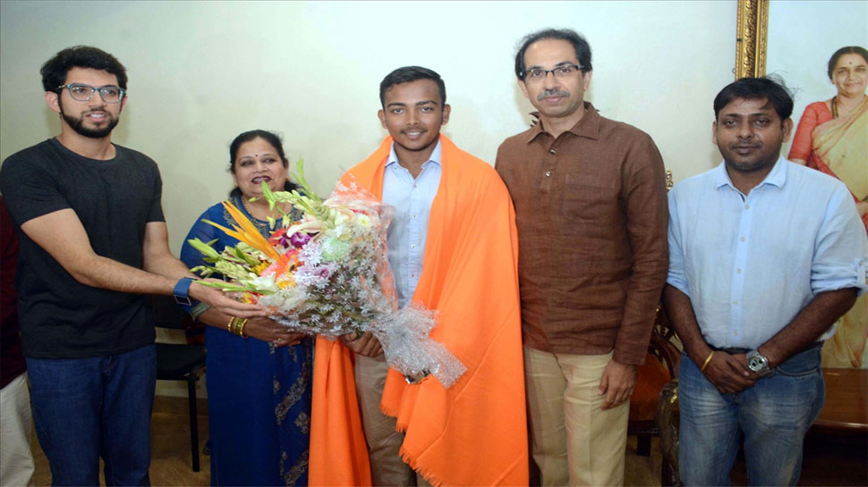 Uddhav Thackeray, Prithvi Shaw, 