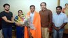 Uddhav Thackeray, Prithvi Shaw, 